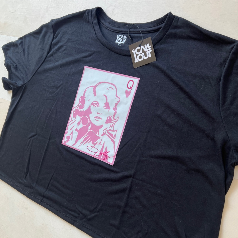 Dolly Parton T-Shirt Cropped Pink Queen of Hearts Nashville Black XL So Soft NEW - Picture 3 of 10